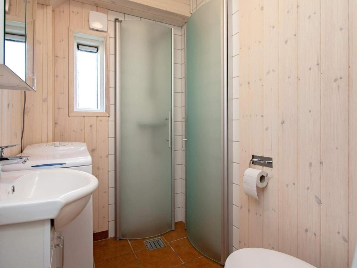 6 Person Holiday Home In 블록쿠스 외부 사진